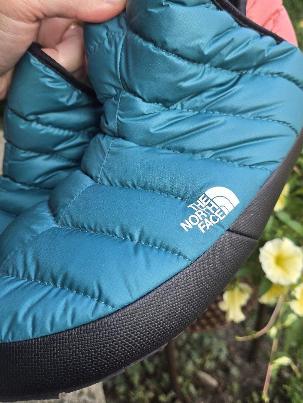 The North Face Thermoball Slippers women's size size 10 - Picture 5 of 8